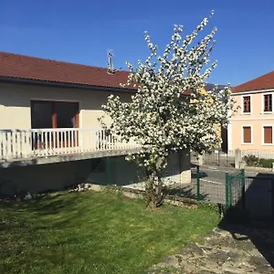Maison Entière Au Pied Du Plateau Du Retord 2 Sdb - Vouvray Hébergement de vacances Ochiaz